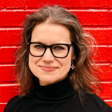 Portrait of  Holly Auten